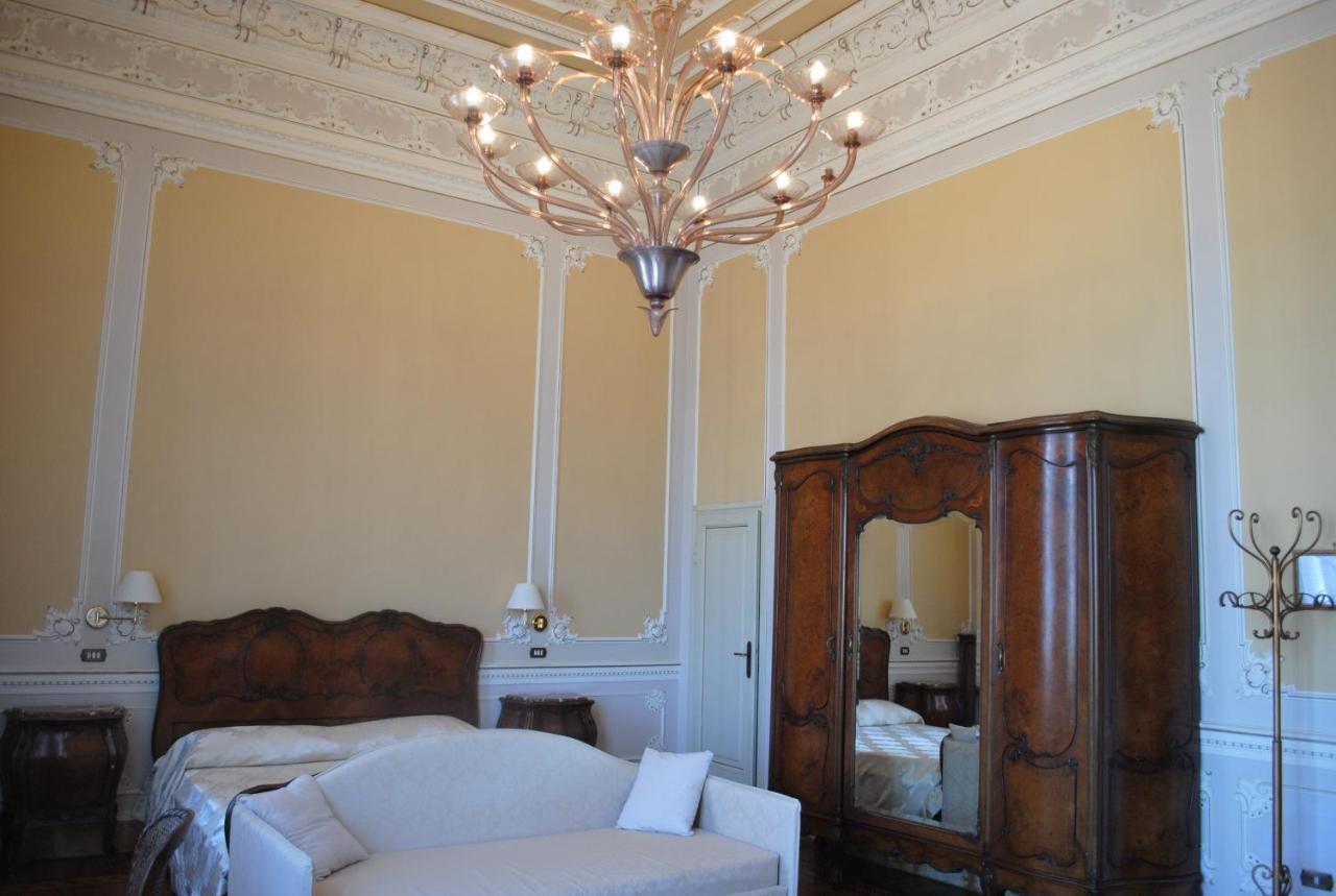 וירג'יו Villa Tina Hotel מראה חיצוני תמונה