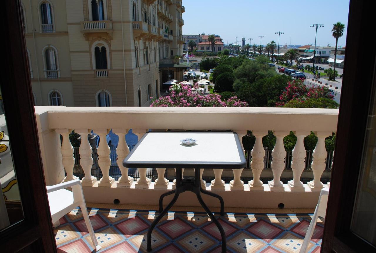 וירג'יו Villa Tina Hotel מראה חיצוני תמונה