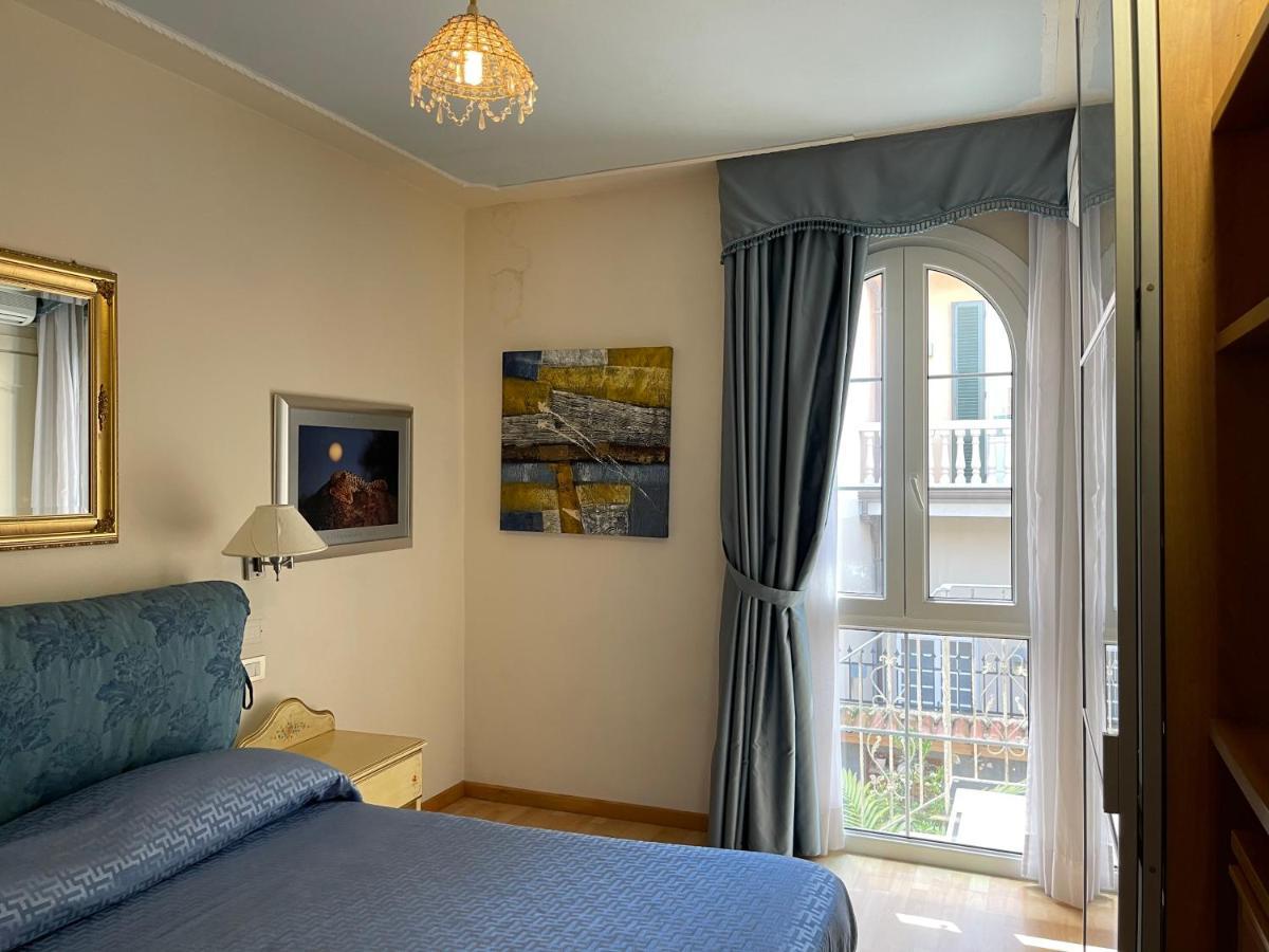 וירג'יו Villa Tina Hotel מראה חיצוני תמונה