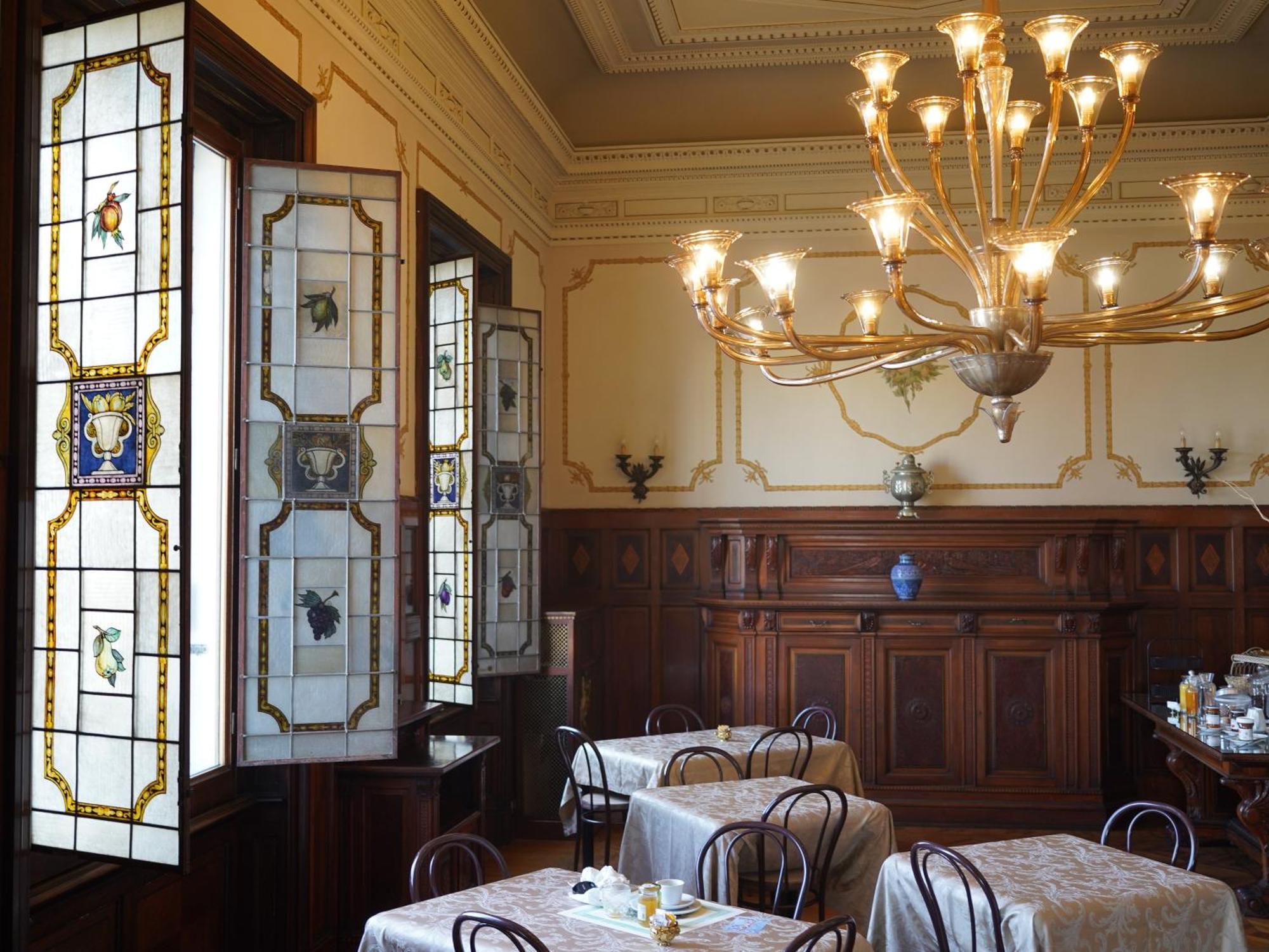 וירג'יו Villa Tina Hotel מראה חיצוני תמונה