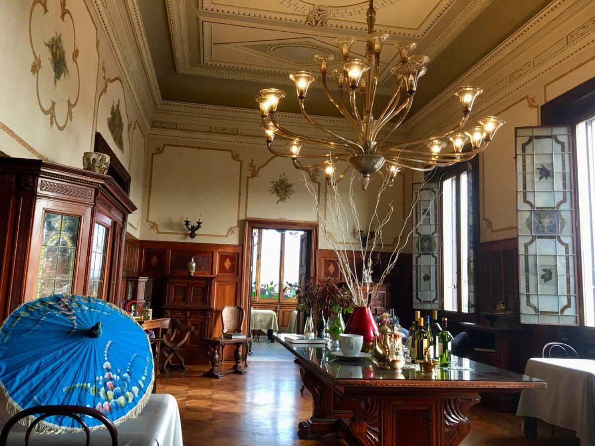 וירג'יו Villa Tina Hotel מראה חיצוני תמונה